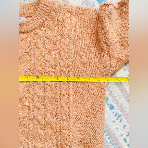 Old Navy - wool blend sweater - Picture 6 of 9